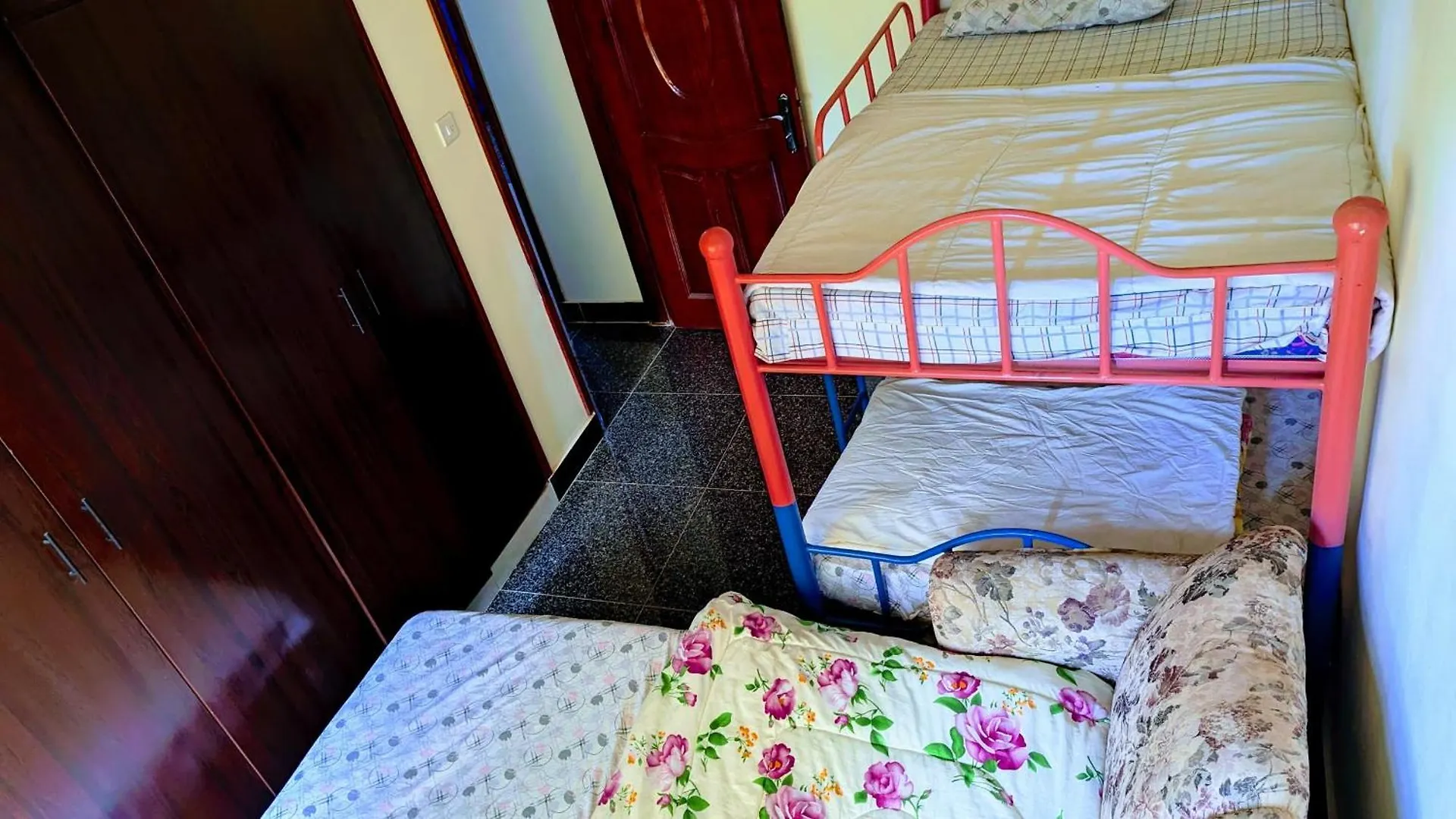 Апарт отель Samsal House Кампала Апарт-отель